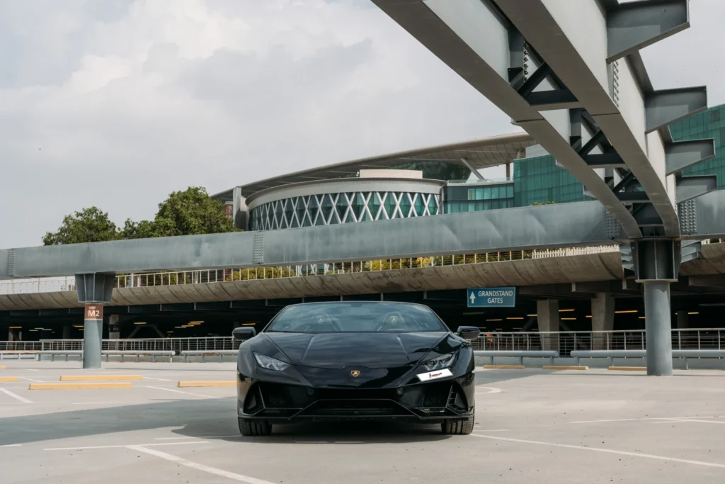 Lamborghini Huracan Evo Spyder front