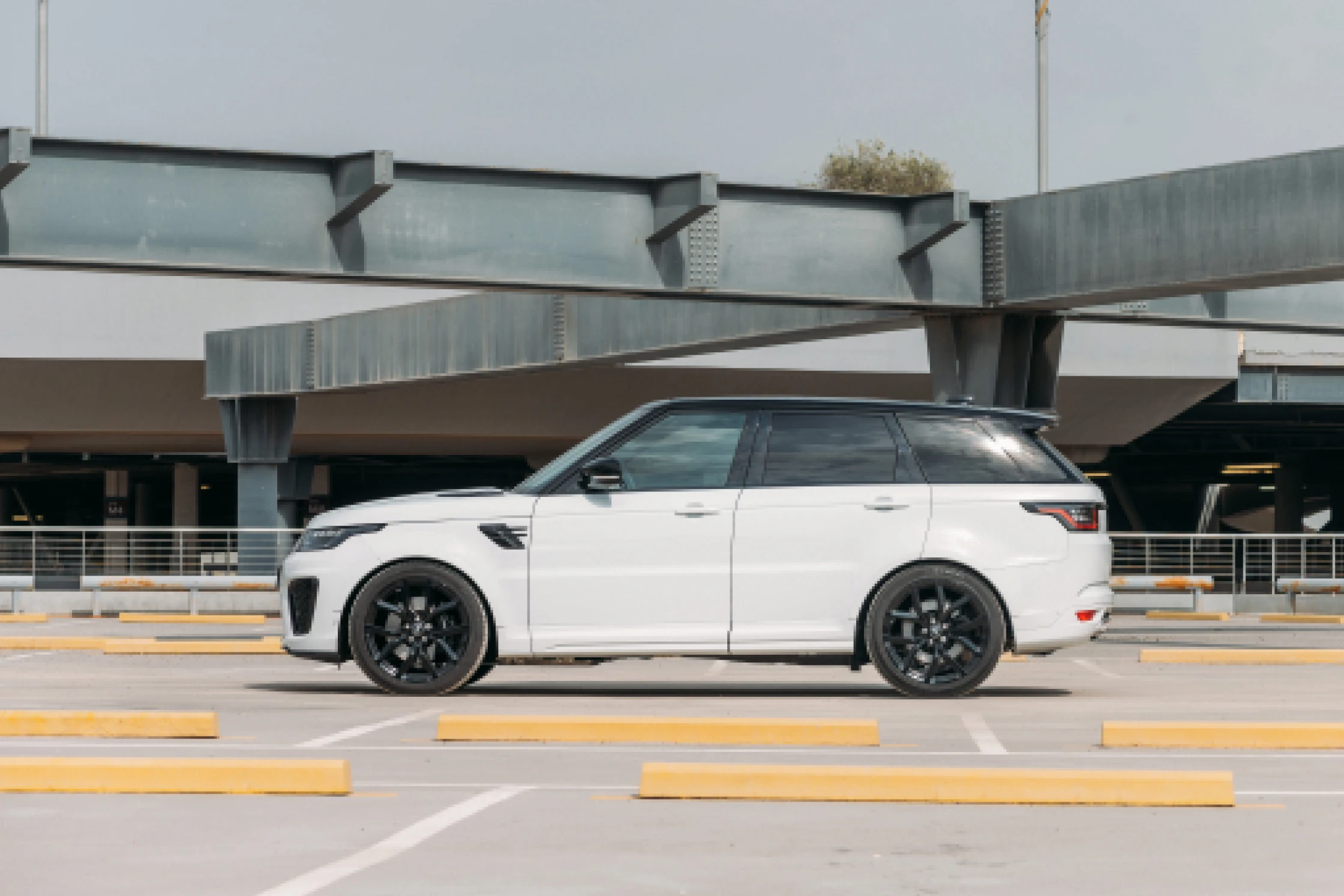 Range Rover Sport SVR – Adrenaline Car Rental