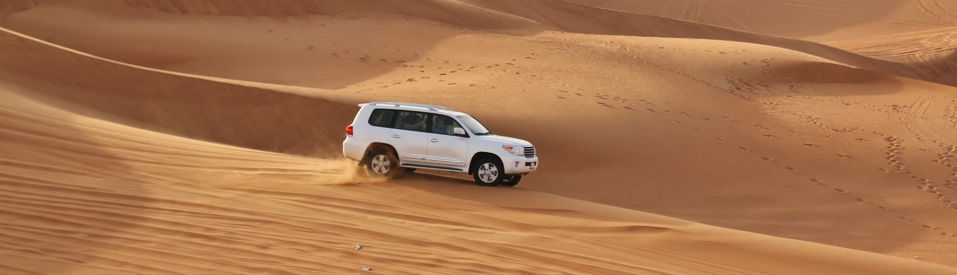 Tips for Driving in the Dubai Desert